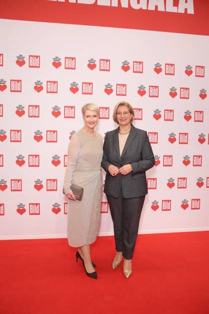 Donation gala A Heart for Children 2025 Manuela Schwesig and Anke Rehlinger at the TV donation gala A Heart for Children at Studio Adlershof on 06 12 2025 in Berlin Copyright: xEventpressxKochanx