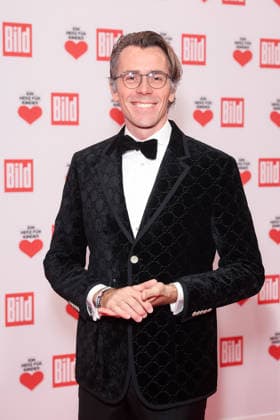 Donation gala Ein Herz für Kinder 2025 Dr. Johannes Wimmer at the TV donation gala Ein Herz für Kinder at Studio Adlershof on 06 12 2025 in Berlin Copyright: xEventpressxKochanx