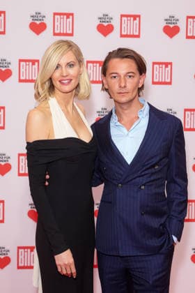 Donation gala A Heart for Children 2025 Janna Ensthaler and Jonas Gnauck at the TV donation gala A Heart for Children at Studio Adlershof on 06 12 2025 in Berlin Copyright: xEventpressxKochanx