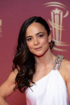 22nd Marrakech International Film Festival Day 9 nb Alice Braga attends the closing ceremony during day 9 of the 22nd Marrakech International Film Festival on December 06, 2025 in Marrakech, Maroc. Photo by Nasser Berzane ABACAPRESS.COM Marrakech  Copyright: xBerzanexNasser ABACAx