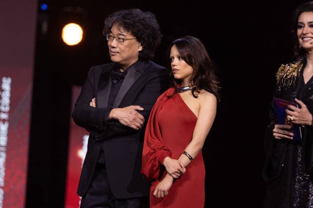 22nd Marrakech International Film Festival Day 9 nb Bong Joon-ho, Jenna Ortega attends the closing ceremony during day 9 of the 22nd Marrakech International Film Festival on December 06, 2025 in Marrakech, Maroc. Photo by Nasser Berzane ABACAPRESS.COM Marrakech  Copyright: xBerzanexNasser ABACAx