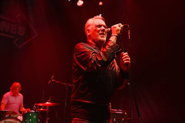 The Undertones performing at Shepherd™s Bush Empire LONDON, ENGLAND - DECEMBER 06: Paul McLoone of ˜The Undertones™ performing at Shepherd™s Bush Empire on December 06, 2025 in London, England. CAP MAR MAR Great Britain Copyright: xMartinxHarris CapitalxPicturesx