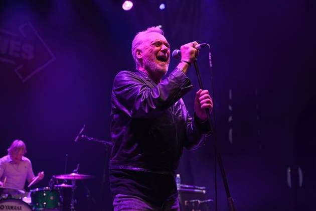 The Undertones performing at Shepherd™s Bush Empire LONDON, ENGLAND - DECEMBER 06: Paul McLoone of ˜The Undertones™ performing at Shepherd™s Bush Empire on December 06, 2025 in London, England. CAP MAR MAR Great Britain Copyright: xMartinxHarris CapitalxPicturesx