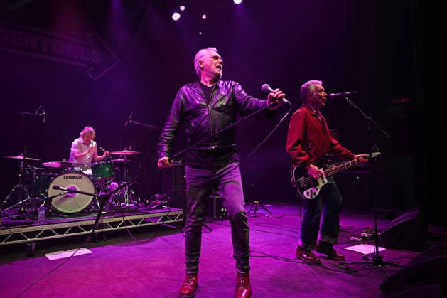 The Undertones performing at Shepherd™s Bush Empire LONDON, ENGLAND - DECEMBER 06: Billy Doherty, Paul McLoone, Michael Bradley of ˜The Undertones™ performing at Shepherd™s Bush Empire on December 06, 2025 in London, England. CAP MAR MAR Great Britain Copyright: xMartinxHarris CapitalxPicturesx