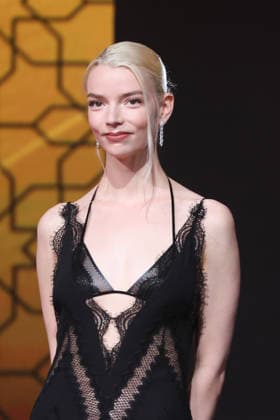 Anya Taylor Joy is seen on stage during the Closing Ceremony during the 22nd Marrakech International Film Festival during the Closing Ceremony during the 22nd Marrakech International Film Festival Marrakech, Morocco 06 12 2025 451320 2025 12 06 MARRAKECH Morocco  Copyright: xRomualdxMeigneuxx xStarfacex STAR_451320_012