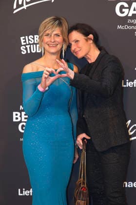 Barbara Hahlweg and Petra Glinski at the 20 McDonald s Benefit Gala in aid of the McDonald s Childrens Aid Foundation at the Eisbach Studios in Munich, 06 12 2025 Foto:xAgenturxWehnertx xGränzdörferx xFuturexImagex mcdonalds_5344