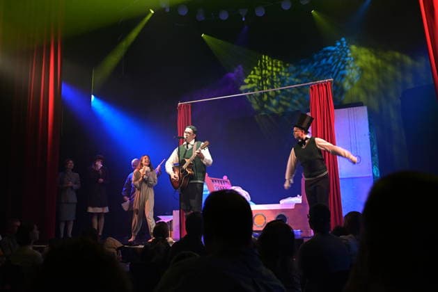 Anouk, premiere, GOP, theater, Essen, childrens musical, authors, Hendrikje Balsmeyer, Peter Maffay, actors, Anouk Leonie Ocker, grandmother and Affi Barbara Köhler, mother Alina Hill, father Mathias Meffert, Yaris Vincent Heinen, grandfather Sebastian Ciminski Knille and Ambrogio Vinella respectively Copyright: xHWxRIECKx