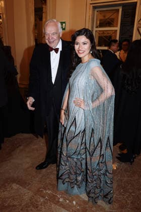 Milan, Guests arrive at the 2025 La Scala Premiere with Shostakovich s opera A Lady Macbeth of the Mtsensk District at Teatro alla Scala. Pictured: Alexander Pereira (former General Manager of Teatro alla Scala), Daniela Weisser  Copyright: xAlessandroxBremecx xipa-agency.netx xx IPA_Agency_IPA68888738