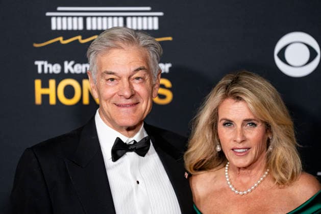 Administrator for the Centers for Medicare & Medicaid Services Mehmet Oz and his wife, Lisa Oz, arrive on the red carpet for the 48th annual Kennedy Center Honors at the Kennedy Center in Washington DC on Sunday, December 7, 2025. President Donald Trump will host this year s event, which honors songwriter George Strait, actors Michael Crawford and Sylvester Stallone, singer Gloria Gaynor, and the rock band Kiss.  WAP20251207567 BONNIExCASH