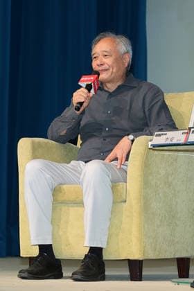 Director Ang Lee TAIPEI, CHINA - DECEMBER 7, 2025 - Director Ang Lee attends autobiography reprint symposium in Taipei, China on December 7, 2025. Taipei Taiwan China  Copyright: xCFOTOx i1765189075054