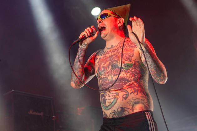 Viagra Boys live in Oslo, Norway Oslo, Norway. 07th, December 2025. The Swedish punk band Viagra Boys performs a live concert at Sentrum Scene in Oslo. Here vocalist Sebastian Murphy is seen live on stage. Norway, Oslo  Copyright: xGonzalesxPhoto Per-OttoxOppix