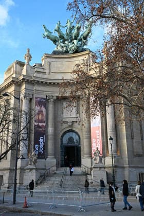 Two French artists at the peak of their art soon to be exhibited at the Grand Palais December 10, 2025 - March 15, 2026 Claire Tabouret and Eva Jospin The Grand Palais invites artists Eva Jospin and Claire Tabouret to occupy two galleries linked by a single entrance On one side, Grottesco, a journey through forests, grottes et architectures imaginaires de lautre, Dun seul souffle ou les coulisses dun projet monumental les futurs vitraux contemporains de Notre Dame de Paris Lionel Urman Bestimage Two French artists at the height of their powers will soon be exhibiting at the Grand Palais from December 10, 2025, to March 15, 2026 Claire Tabouret and Eva Jospin The Grand Palais invites artists Eva Jospin and Claire Tabouret to occupy two gall  Copyright: xLIONELxURMANxx xBESTIMAGExLIONELxURMANxx xBESTIMAGEx