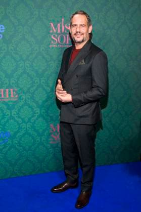 ABBberlin Moritz Bleibtreu actor on the blue carpet at the cinema premiere of the Amazon prime series of MISS SOPHIE SAME PROCEDURE AS EVERY YEAR at Claerchens Ballhaus on 08 12 2025 Berlin Berlin Germany