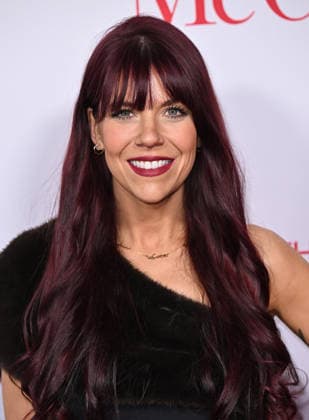 ˜Ella McCay™ World Premiere Hannah Williams arriving to 20th Century Studios™ Ella McCay world premiere held at the El Capitan Theatre on December 9, 2025 in Hollywood, Ca. Hollywood El Capitan Theatre California USA Copyright: xStarbuck AFF-USA.COMx