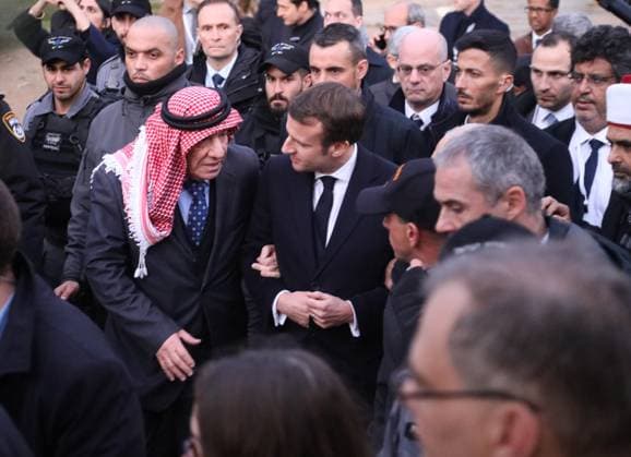 French President Emmanuel Macron visits Al-Aqsa Mosque compound JERUSALEM - JANUARY 22 : French President Emmanuel Macron visits Jerusalem’s Al-Aqsa Mosque compound, as he arrives to attend World Holocaust Forum on January 22, 2020 in East Jerusalem. Kudüs Palestinian Territory, Occupied. Editorial use only. Please get in touch for any other usage.  Copyright: x2025xAnadoluxStringerx