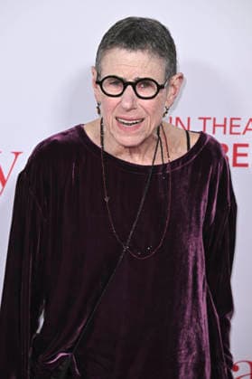 Julie Kavner at the world premiere of the movie Ella McCay at the El Capitan Theatre Los Angeles, 09 12 2025 Foto:xD.xStarbuckx xFuturexImagex ella_5273