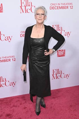 Jamie Lee Curtis at the world premiere of the movie Ella McCay at the El Capitan Theatre Los Angeles, 09 12 2025 Foto:xD.xStarbuckx xFuturexImagex ella_5333