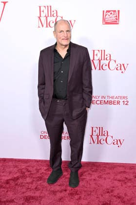 Woody Harrelson at the world premiere of the movie Ella McCay at the El Capitan Theatre Los Angeles, 09 12 2025 Foto:xD.xStarbuckx xFuturexImagex ella_5345