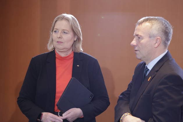 Bärbel Bas, Federal Minister of Labour and Social Affairs , Germany, Berlin, Federal Chancellery, At its 26th meeting on 10 December 2025, the Federal Cabinet will discuss, among other things, the Bundeswehrs deployment abroad Continuation of the deployment of armed German forces Securing stabilization, preventing the resurgence of IS, promoting reconciliation in Iraq