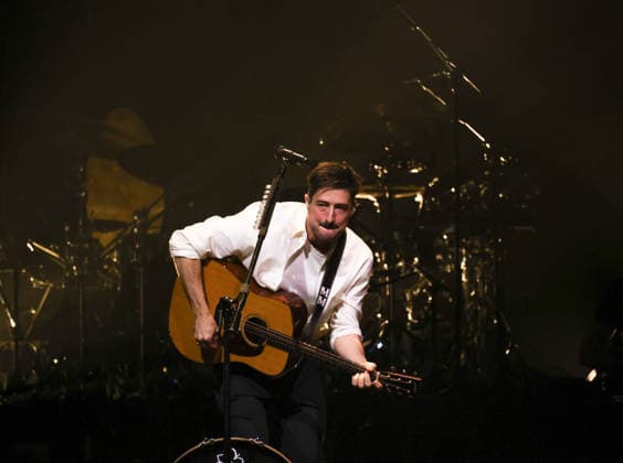 Mumford and Sons at The O2 Arena on their Rushmere Tour 10th December 2025 Marcus Mumford of Mumford and Sons at The O2 Arena, London United Kingdom on their Rushmere Tour 10th December 2025, Credit:Ray Hill Avalon  Copyright: xRayxHillx xAvalonx 1058272973