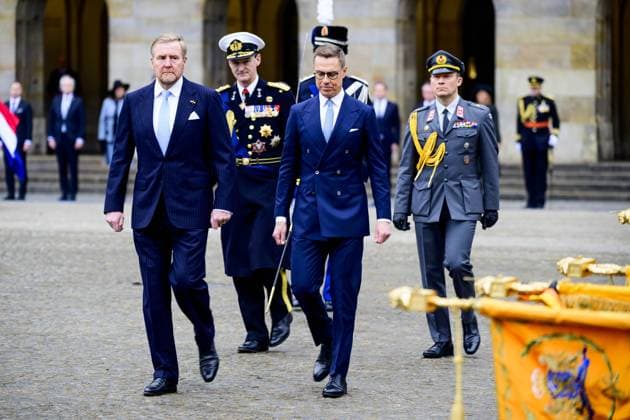 Amsterdam, The Netherlands, 2025-12-11 10:30:18 AMSTERDAM, 11-12-2025, Dam Square. State visit of the President of Finland, Alexander Stubb, to the Netherlands. He is accompanied by his wife, Suzanne Innes-Stubb. King Willem-Alexander and Queen Maxima officially welcome the Finnish President and Mrs. Innes-Stubb on Dam Square in Amsterdam. PHOTO: NLBeeld Patrick van Emst Credit: NL Beeld Patrick van Emst  Copyright: xx x