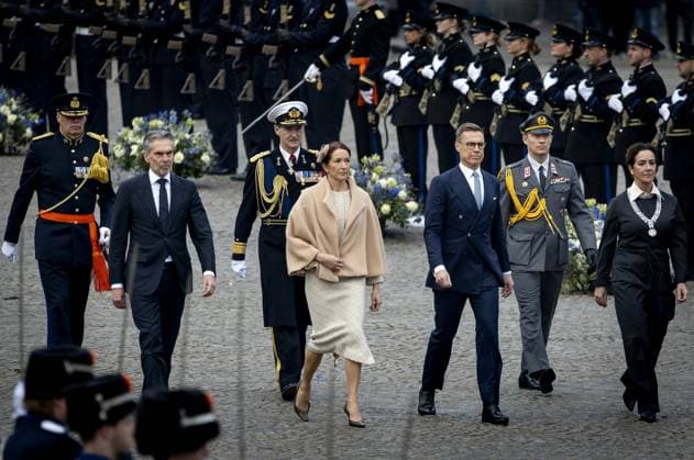 AMSTERDAM Finnish President Alexander Stubb and his wife Suzanne Innes-Stubb lay a wreath at the National Monument on Dam Square, on the first day of a two-day state visit to the Netherlands. ANP KOEN VAN WEEL netherlands out - belgium out  Copyright: xx x544573927x originalFilename: 544573927.jpg