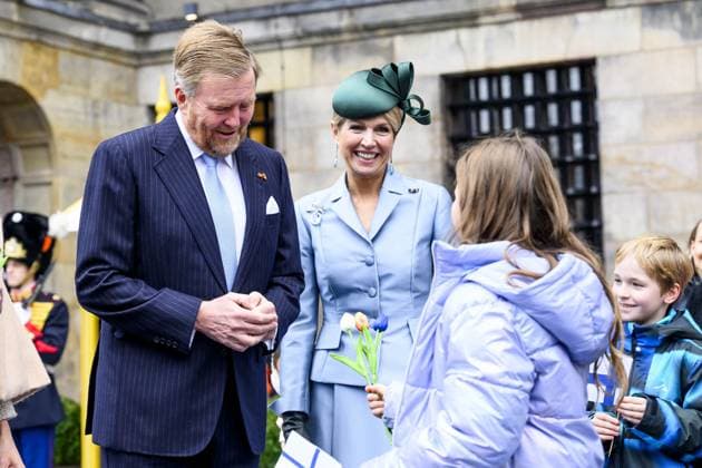 Royals Welcome the Finnish President - Amsterdam State visit of the President of Finland, Alexander Stubb, to the Netherlands. He is accompanied by his wife, Suzanne Innes-Stubb. King Willem-Alexander and Queen Máxima officially welcome the Finnish President and Mrs. Innes-Stubb on Dam Square in Amsterdam. December 11, 2025. Photo by NLBeeld Patrick van Emst Bruno Press ABACAPRESS.COM  Copyright: xBrunoxPress ABACAx