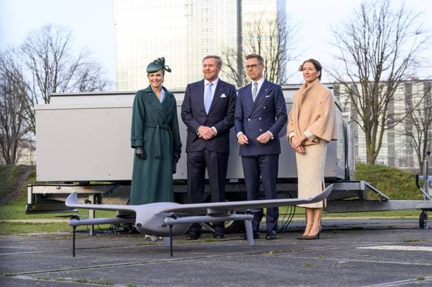 Amsterdam, The Netherlands, 2025-12-11 11:29:35 AMSTERDAM, 11-12-2025, Marineterrein State visit of the President of Finland, Alexander Stubb, to the Netherlands. He is accompanied by his wife, Suzanne Innes-Stubb. At the Marineterrein (MEA), the Royal Couple, the Finnish President, and Mrs. Innes-Stubb will visit the Amsterdam Drone Lab, where they will learn about the use of drones for various civilian purposes, with relevance to the energy and defense sectors. Students and instructors will discuss topics including Defensity College. PHOTO: NLBeeld Patrick van Emst Credit: NL Beeld Patrick van Emst  Copyright: xx x