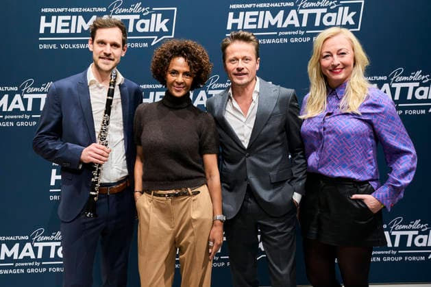 3 Peemöllers Heimat Talk Julius Engelbach, Dennenesch ZoudÃ Zoude , Ilka Peemöller, Roman Knizka 3 Peemöllers Heimat Talk at the DRIVE Volkswagen Group Forum in Berlin on 17 11 2025 Copyright: xEventpressxRadkex