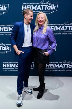 3 Peemöllers Home Talk Lukas Sauer , Ilka Peemöller 3 Peemöllers Home Talk at the DRIVE Volkswagen Group Forum in Berlin on 17 11 2025 Copyright: xEventpressxRadkex