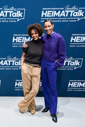 3 Peemöllers Heimat Talk Dennenesch Zoude and Annabelle Mandeng 3 Peemöllers Heimat Talk at the DRIVE Volkswagen Group Forum in Berlin on 17 11 2025 Copyright: xEventpressxRadkex