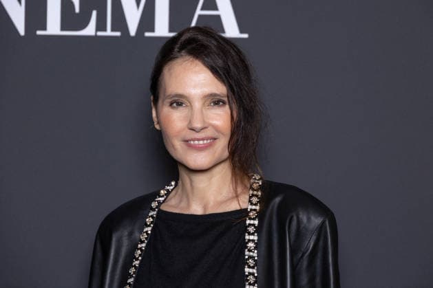 Andre Bazin - Cahiers Du Cinema Prize Virginie Ledoyen attends the Andre Bazin - Cahiers Du Cinema-Chanel Prize at La Coupole on December 11, 2025 in Paris, France. Photo by Nasser Berzane ABACAPRESS.COM Paris France  Copyright: xBerzanexNasser ABACAx