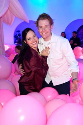Nadja Jo Klapper and Johannes Heinrichs at the exhibition opening Bubble Planet The experience museum for all the senses in the Arena Berlin Berlin, 11 12 2025 Foto:xM.xBehrensx xFuturexImagex bubble_5277