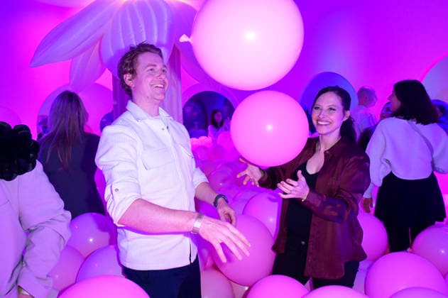 Johannes Heinrichs and Nadja Jo Klapper at the opening of the exhibition Bubble Planet The Experience Museum for All Senses in the Arena Berlin Berlin, 11 12 2025 Foto:xM.xBehrensx xFuturexImagex bubble_5279
