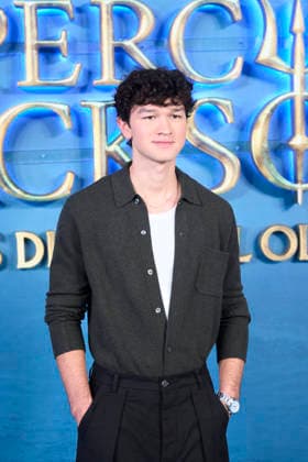 Percy Jackson and the Olympians’ Madrid Premiere - Spain Charlie Bushnell attends ‘Percy Jackson and the Olympians’ Premiere during a Fan Event at Calderon Theatre on December 13, 2025 in Madrid, Spain. Photo by ABACAPRESS.COM Madrid Madrid Spain  Copyright: xABACAx
