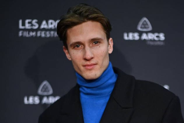 Opening Ceremony - Les Arcs Film Festival. FC LES ARCS, FRANCE - DECEMBER 13 Jules Stimpfling attends the Opening Ceremony of the Les Arcs Film Festival on December 13, 2025 in Les Arcs, France.. Photo by Franck Castel ABACAPRESS.COM Les Arcs France  Copyright: xCastelxFranck ABACAx