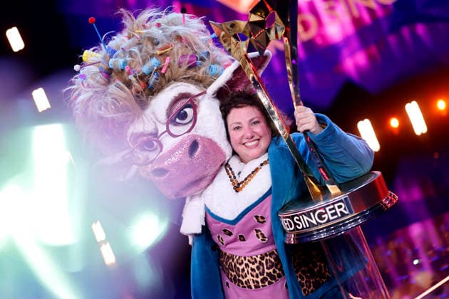 Actress Meltem Kaptan wins as the character Muuhnika in the ProSieben show The Masked Singer at the MMC Studios in Ossendorf Cologne, 13 12 2025 NRW Germany Copyright: xChristophxHardtx