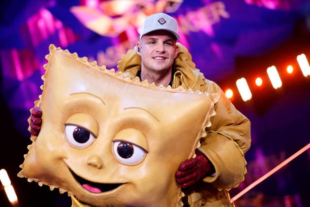 Singer Pietro Lombardi takes second place as the character Rave Ioli in the ProSieben show The Masked Singer at the MMC Studios in Ossendorf Cologne, 13 12 2025 NRW Germany Copyright: xChristophxHardtx