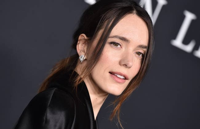 Searchlight Pictures™ ˜The Testament of Ann Lee™ Premiere Stacy Martin arriving to the Los Angeles premiere of Searchlight Pictures™ The Testament of Ann Lee at the Linwood Dunn Theater on December 14, 2025 in Hollywood, Ca. Hollywood Linwood Dunn Theater California USA Copyright: xLisaxOConnor xAFF-USA.COMx