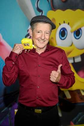 ABBberlin Santiago Ziesmer German dubbing voice guest on the yellow carpet at the German premiere of SPONGEBOB SCHWAMMKOPF PIRATEN AHOI at the cinema in the Kulturbrauerei on 14 12 2025 Berlin Germany