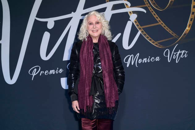 Loretta Goggi at the Il Vitti 2025 award ceremony at the Centro Congressi Roma La Nuvola Rome, 14 12 2025 Foto:xA.xM.xTinghinox xFuturexImagex vitti_5239
