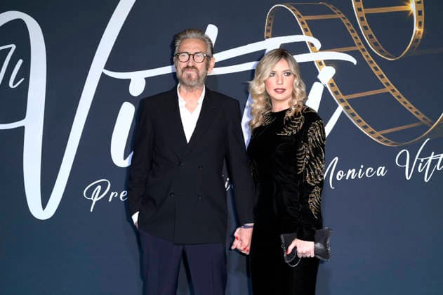 Marco Giallini with partner Giorgia Battisti at the Il Vitti 2025 award ceremony at the Centro Congressi Roma La Nuvola Rome, 14 12 2025 Foto:xA.xM.xTinghinox xFuturexImagex vitti_5283