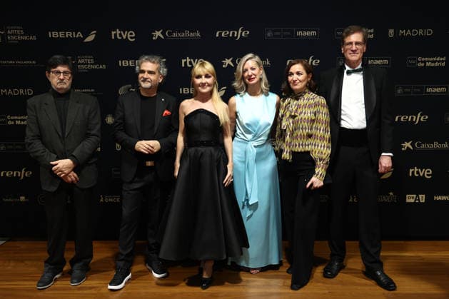 Photocall prior to the Gala of the Academy of Performing Arts of Spain The Councilor for Education and Culture of Valladolid, Irene Carvajal, poses during the photocall prior to the Gala of the Academy of Performing Arts of Spain, at the Teatro Calderón, on December 15, 2025, in Valladolid, Castilla y León Spain The Academy of Performing Arts of Spain, with the collaboration of the Municipal Foundation of Culture of Valladolid, celebrates its Gold Medals and Distinctions of Honor ceremony, a recognition of individuals or entities with outstanding professional careers in the performing arts, celebrates its Gold Medals and Distinctions of Honor Award Ceremony, a recognition to individuals or entities with an outstanding professional career i  Copyright: xPhotogenic ClaudiaxAlbax 7171749
