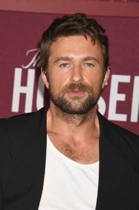 HOLLYWOOD, CA - DECEMBER 15: Brandon Sklenar at the Los Angeles premiere of The Housemaid on December 15, 2025 at the TCL Chinese Theater in Hollywood, California. Copyright: xJeffreyxMayerx