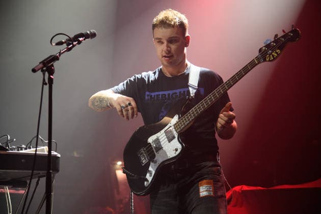GANS Perform at Koko, London Bassist vocalist Tom Rhodes of english punk duo GANS performs at Koko in London, England, UK on Monday 15 December 2025., Credit:Justin Ng Avalon UK, England, London, Koko  Copyright: xJustinxNgx xAvalonx 1059599073