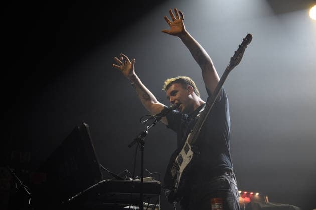 GANS Perform at Koko, London Bassist vocalist Tom Rhodes of english punk duo GANS performs at Koko in London, England, UK on Monday 15 December 2025., Credit:Justin Ng Avalon UK, England, London, Koko  Copyright: xJustinxNgx xAvalonx 1059599124