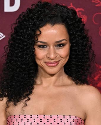 ˜The Housemaid™ Los Angeles Premiere Sarah Cooper arriving to The Housemaid Los Angeles premiere held at the TCL Chinese Theatre on December 15, 2025 in Hollywood, Ca. Hollywood TCL Chinese Theatre California USA Copyright: xStarbuck AFF-USA.COMx