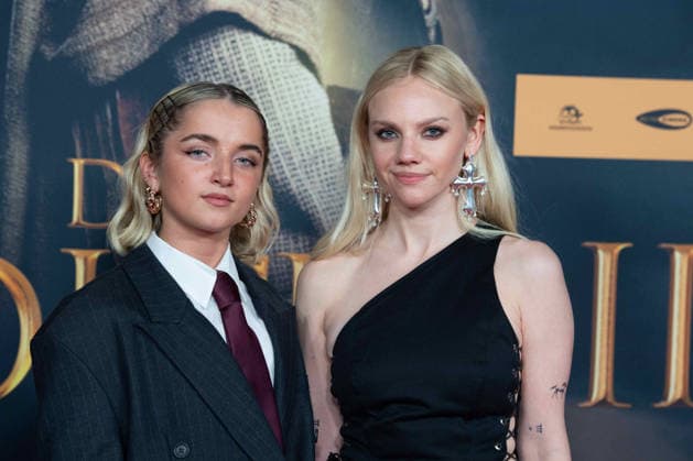 from left Rosie BOORE, actress, Aine Rose DALY, actress, red carpet, red carpet show, arrival, film premiere DER MEDICUS 2 on 15 12 2025 at the Cinedom cinema in Cologne,