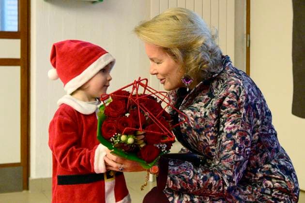 King Philippe And Queen Mathilde Visit Convalescent Home NIEUWPOORT, BELGIUM - DECEMBER 16: King Philippe and Queen Mathilde pictured paying a Christmas visit to the non-profit organisation Samana at the Ter Duinen holiday and convalescent home in Nieuwpoort on December 16, 2025 in NIeuwpoort, Belgium, 16 12 2025 NIeuwpoort Belgium  Copyright: xPhilipxReynaersx