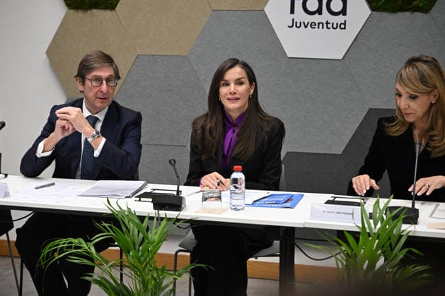 Queen Letizia chairs the meeting of the Board of Trustees of the FAD Youth Foundation The President of FAD Youth, José Ignacio Goirigolzarri, and Queen Letizia chair the meeting of the Board of Trustees of the FAD Youth Foundation, on December 16, 2025, in Madrid Spain Dona Letizia, Honorary President of the FAD Youth Foundation, chairs the meeting of the Board of Trustees of the institution, which will address the issue of digital security for youth QUEEN LETIZIA FAD YOUTH 16 DECEMBER 2025 José Madrid Madrid Madrid Spain  Copyright: xJosÃ xOlivax 7172424